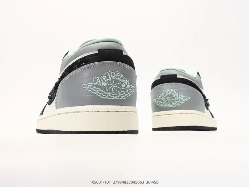 Nike Chaussures de skate Polyvalent Classique Basse IX5001-101 #27984833045063